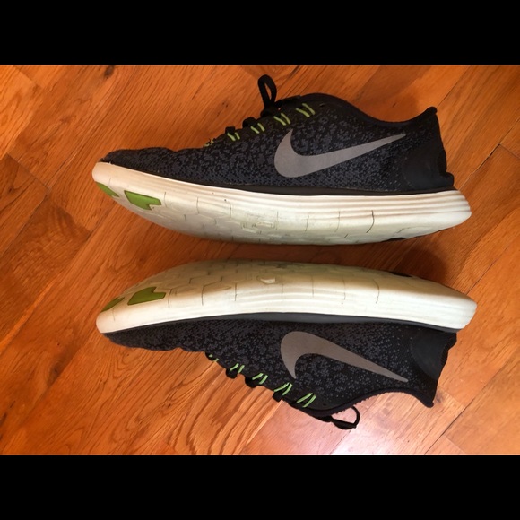 NIKE Free Run Running Shoes - Picture 3 of 5